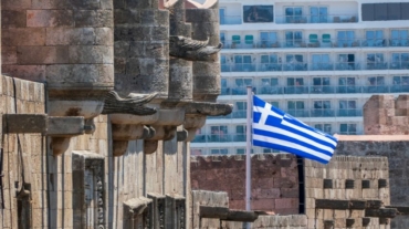 Rethinking Climate-Resilient Tourism in Greece